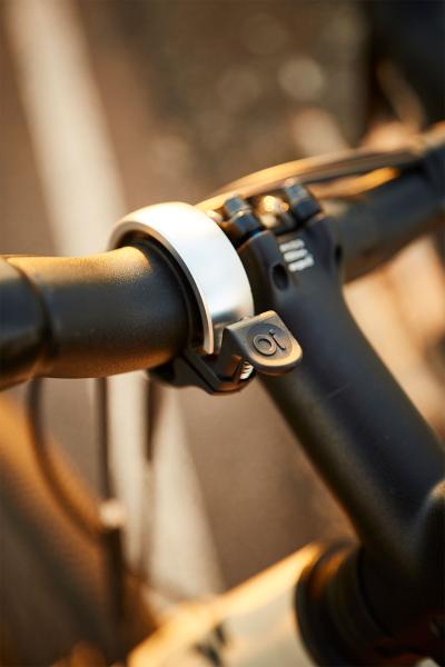 Knog Glocke Oi 31.8 mm silber  Produktbild 3